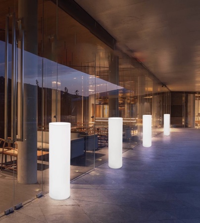 Светильник Цилиндр 30х115 питание от АКБ, RGB